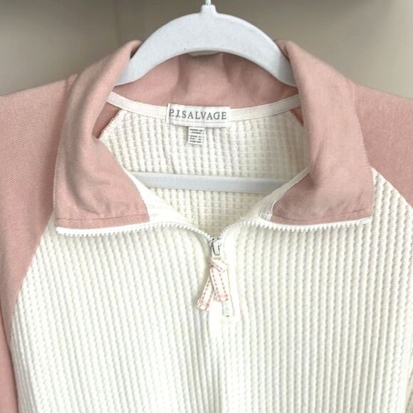 P.J. Salvage - SIZE L - Half Zip - Pink and White Waffle Sweatshirt - New! - Picture 2 of 4